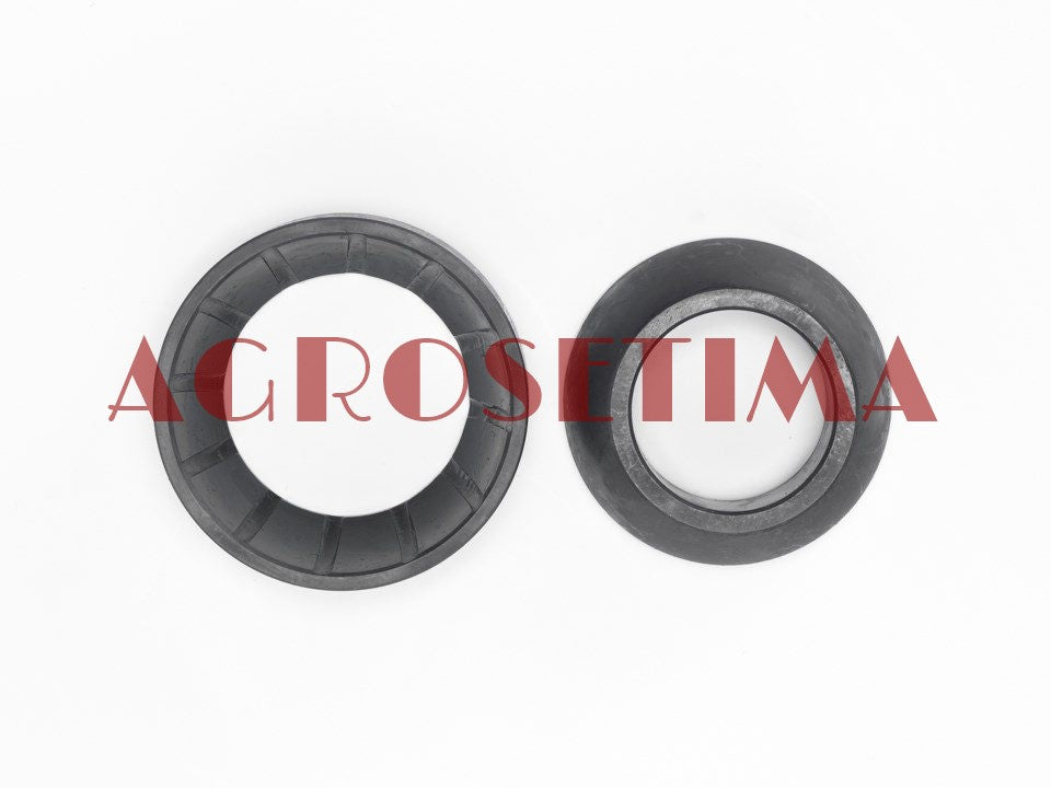 Bucsa pivot inferior pentru buldoexcavator Case 580LPS